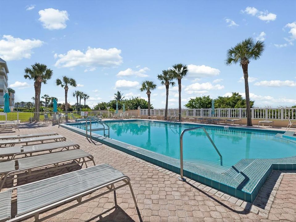 出租: $3,750 (2 贝兹, 2 浴室, 1470 平方英尺)