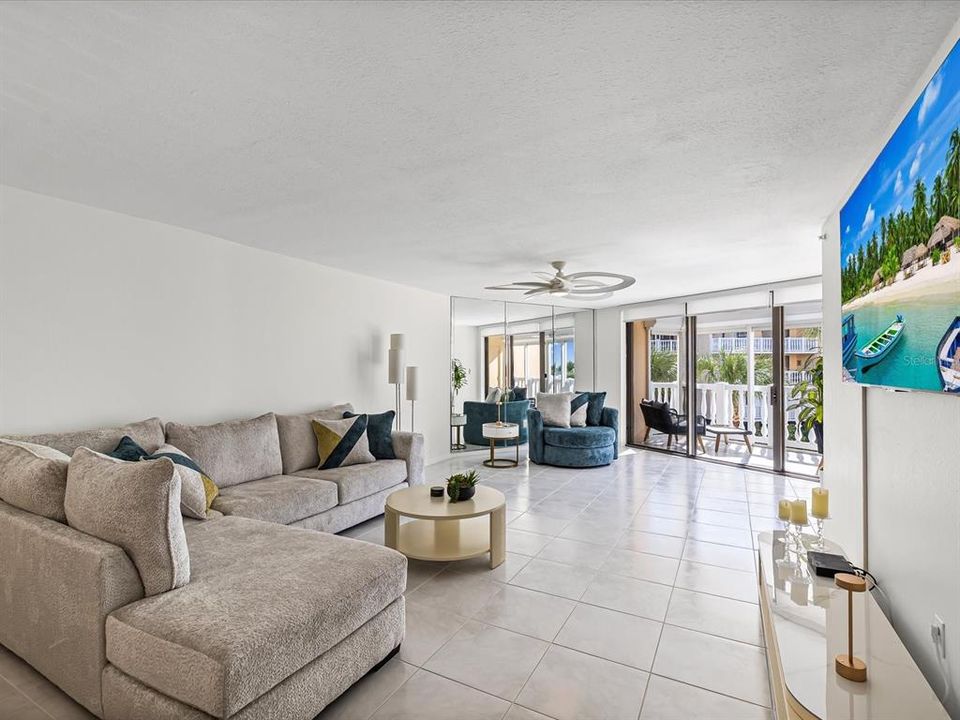 出租: $3,750 (2 贝兹, 2 浴室, 1470 平方英尺)