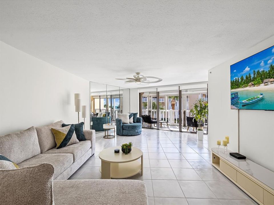 出租: $3,750 (2 贝兹, 2 浴室, 1470 平方英尺)