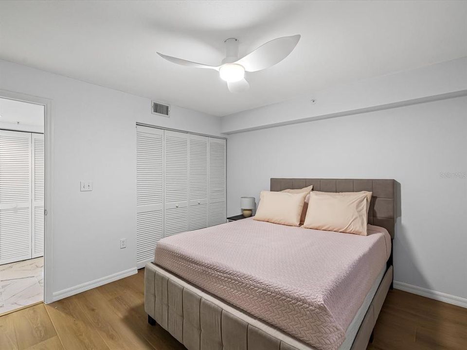 出租: $3,750 (2 贝兹, 2 浴室, 1470 平方英尺)