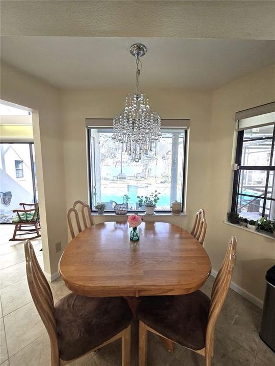 For Sale: $825,000 (3 beds, 4 baths, 3642 Square Feet)