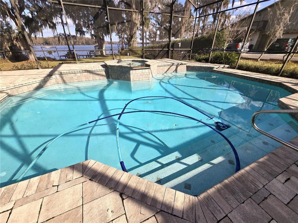 For Sale: $825,000 (3 beds, 4 baths, 3642 Square Feet)