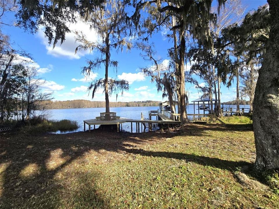 For Sale: $825,000 (3 beds, 4 baths, 3642 Square Feet)