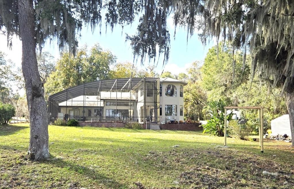 For Sale: $825,000 (3 beds, 4 baths, 3642 Square Feet)