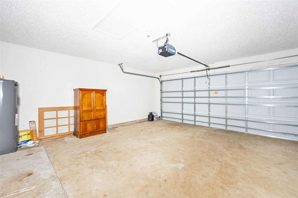 待售: $225,000 (3 贝兹, 2 浴室, 1837 平方英尺)