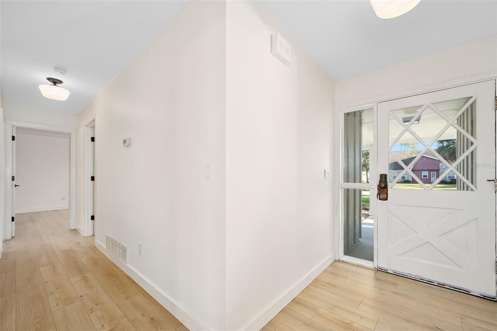 For Sale: $535,000 (3 beds, 2 baths, 1986 Square Feet)