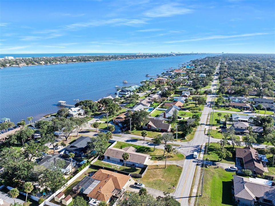 For Sale: $535,000 (3 beds, 2 baths, 1986 Square Feet)