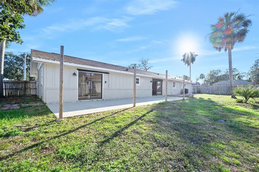 For Sale: $535,000 (3 beds, 2 baths, 1986 Square Feet)