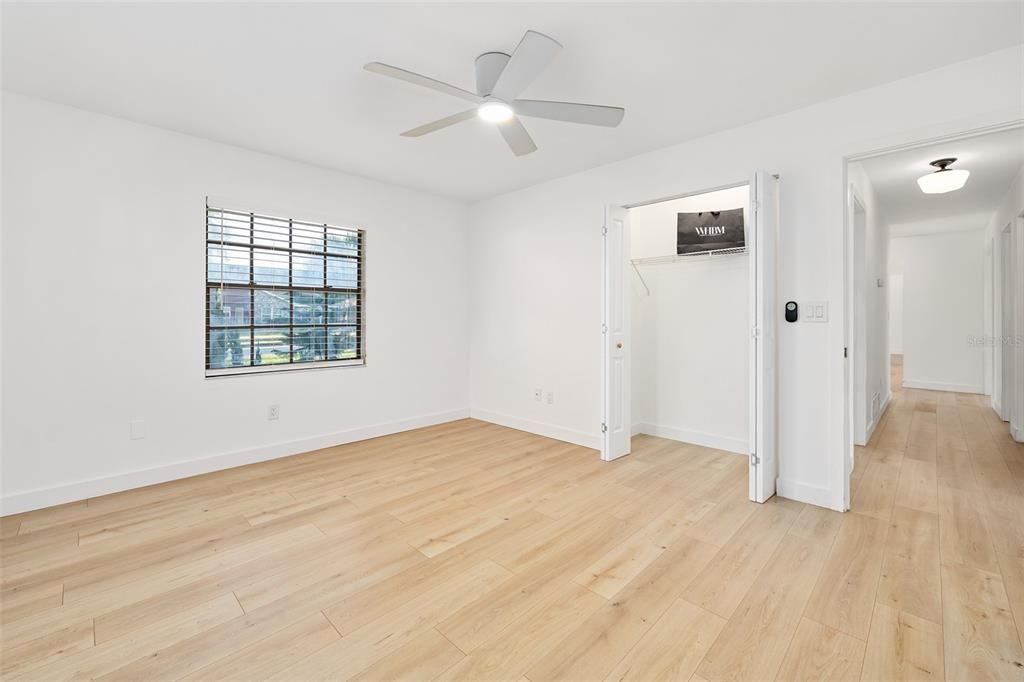 For Sale: $535,000 (3 beds, 2 baths, 1986 Square Feet)