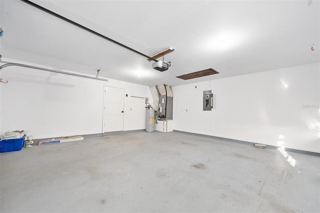 For Sale: $535,000 (3 beds, 2 baths, 1986 Square Feet)