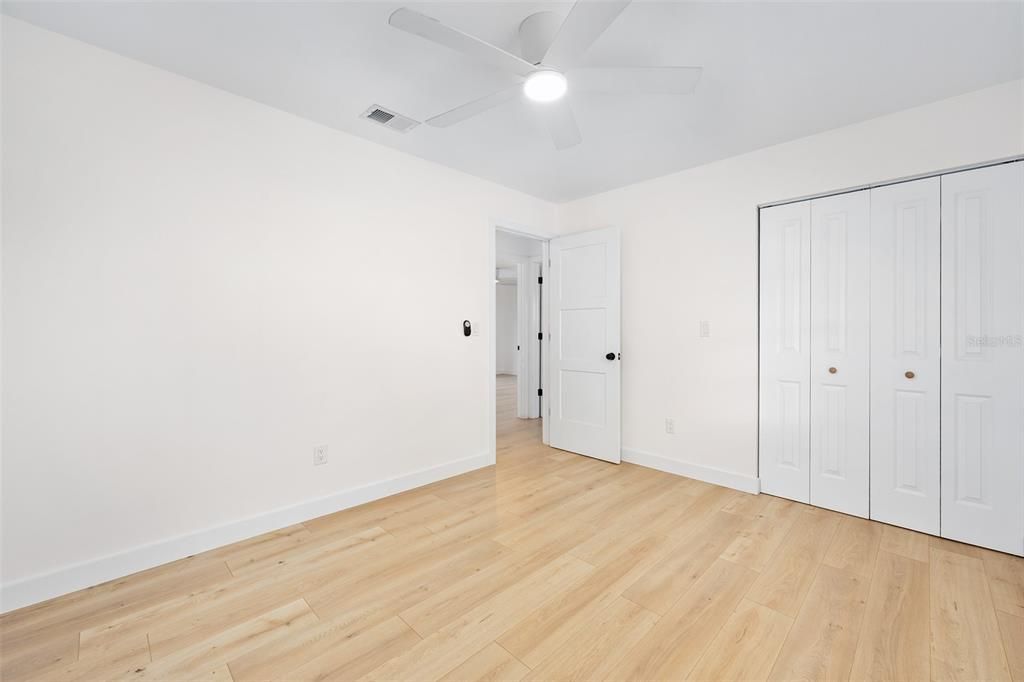 For Sale: $535,000 (3 beds, 2 baths, 1986 Square Feet)