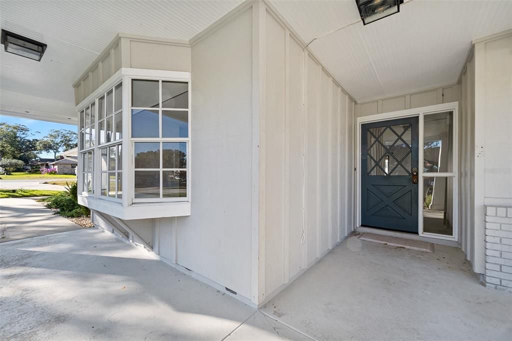 For Sale: $535,000 (3 beds, 2 baths, 1986 Square Feet)