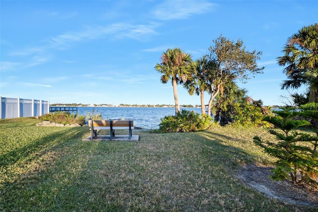 For Sale: $535,000 (3 beds, 2 baths, 1986 Square Feet)