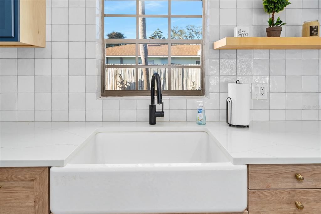 For Sale: $535,000 (3 beds, 2 baths, 1986 Square Feet)