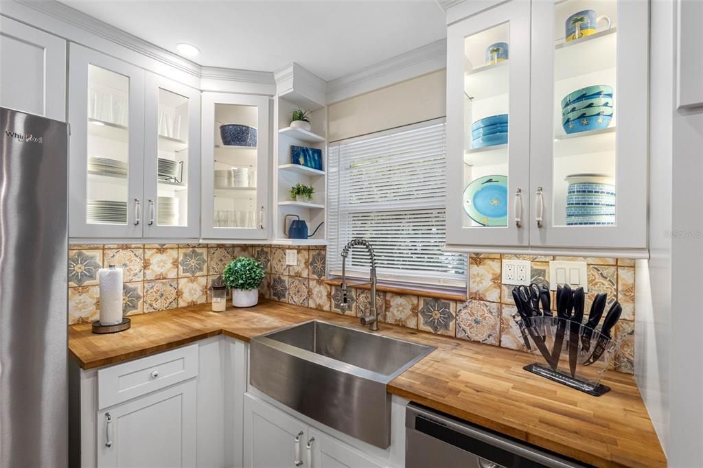 出租: $3,000 (4 贝兹, 2 浴室, 1405 平方英尺)