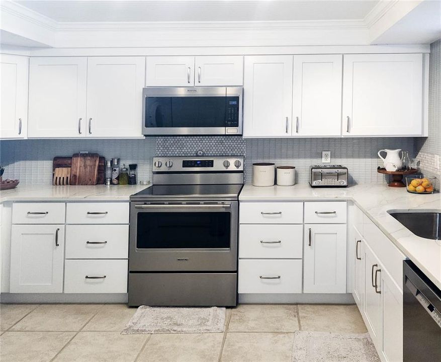 For Rent: $2,100 (2 beds, 2 baths, 1191 Square Feet)