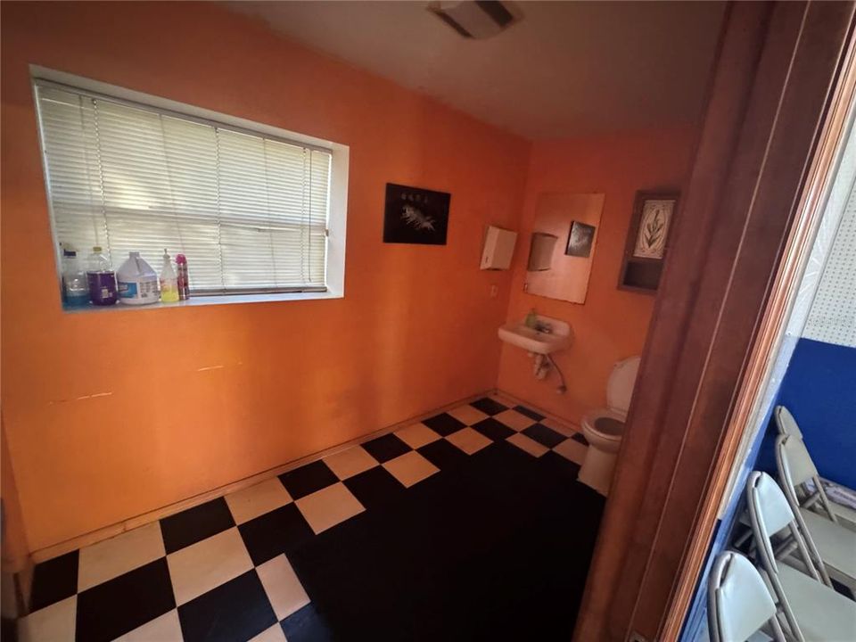 For Sale: $250,000 (0 beds, 0 baths, 1530 Square Feet)