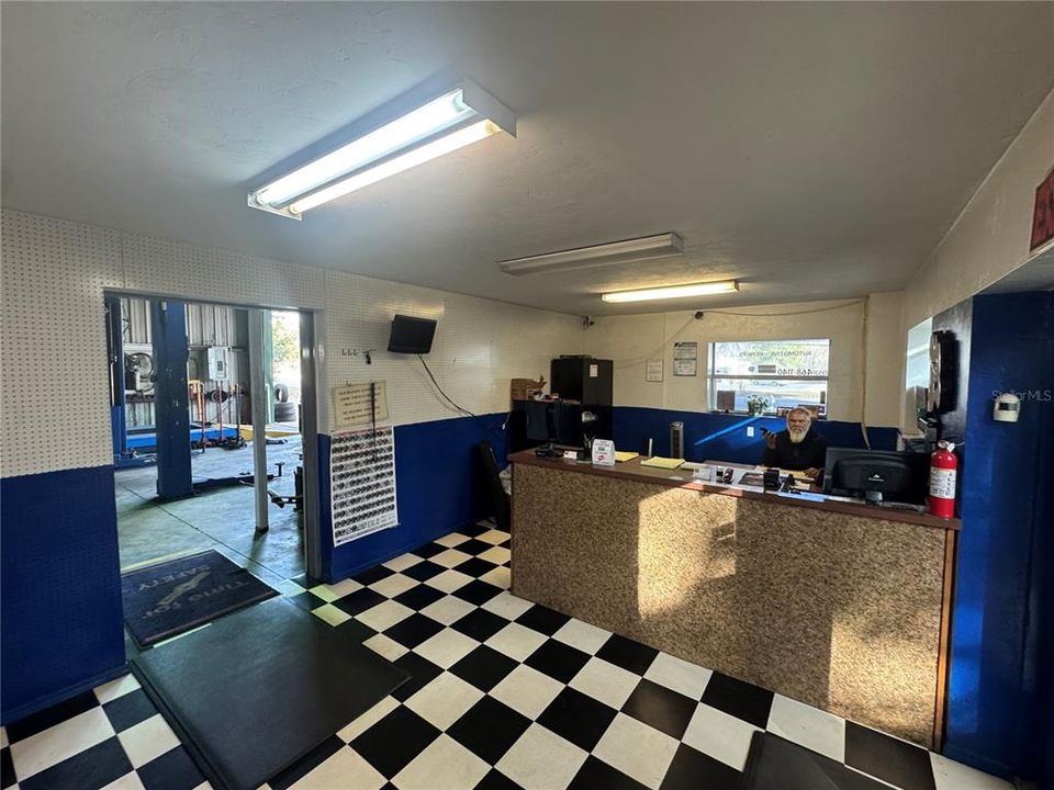 For Sale: $250,000 (0 beds, 0 baths, 1530 Square Feet)