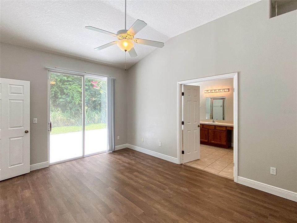 For Rent: $2,795 (4 beds, 2 baths, 1920 Square Feet)