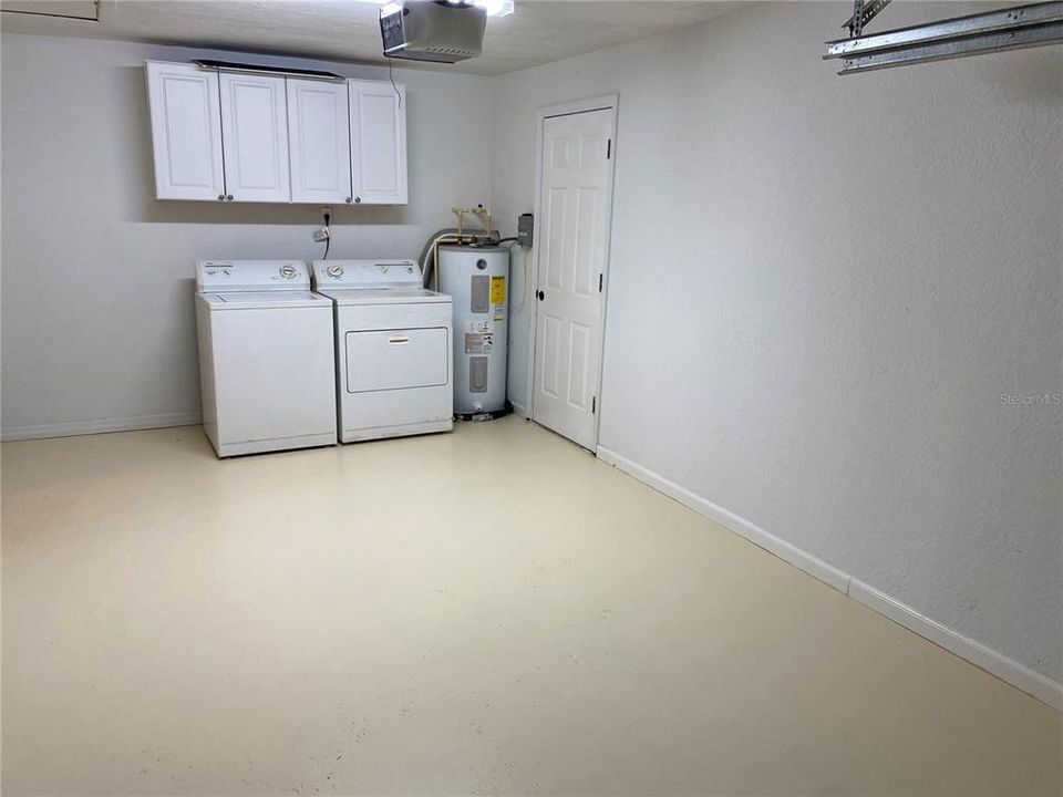 For Rent: $2,700 (3 beds, 2 baths, 1444 Square Feet)