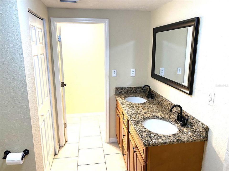 For Rent: $2,700 (3 beds, 2 baths, 1444 Square Feet)