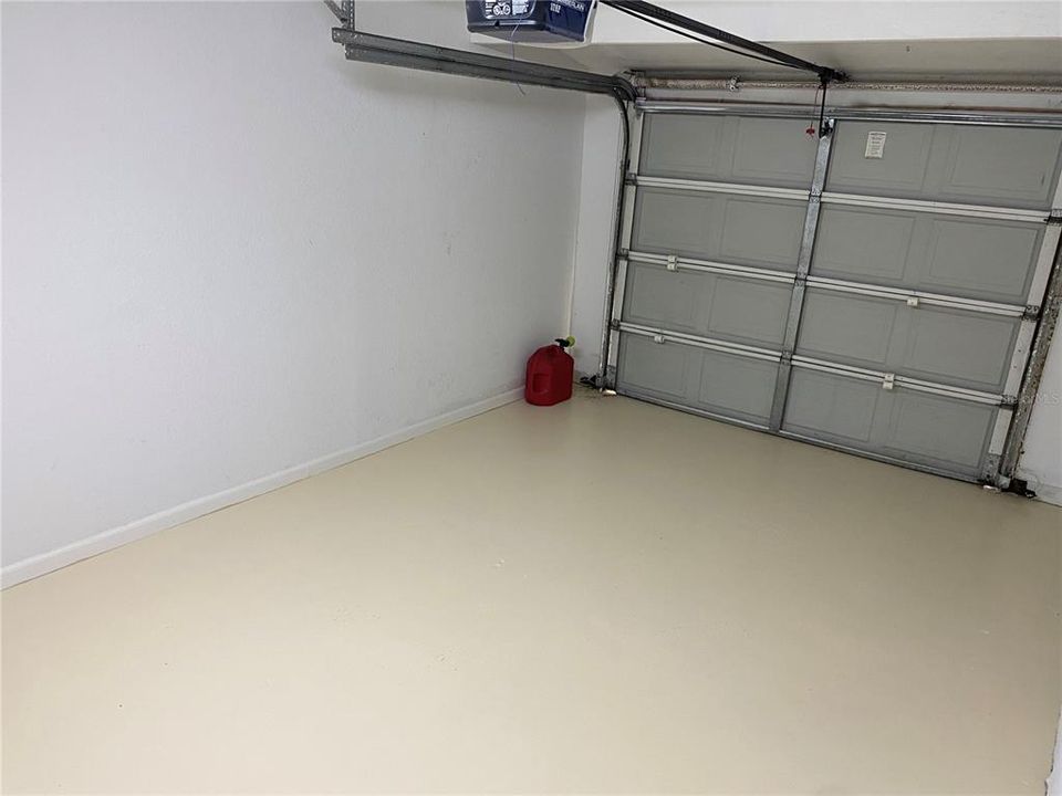 For Rent: $2,700 (3 beds, 2 baths, 1444 Square Feet)