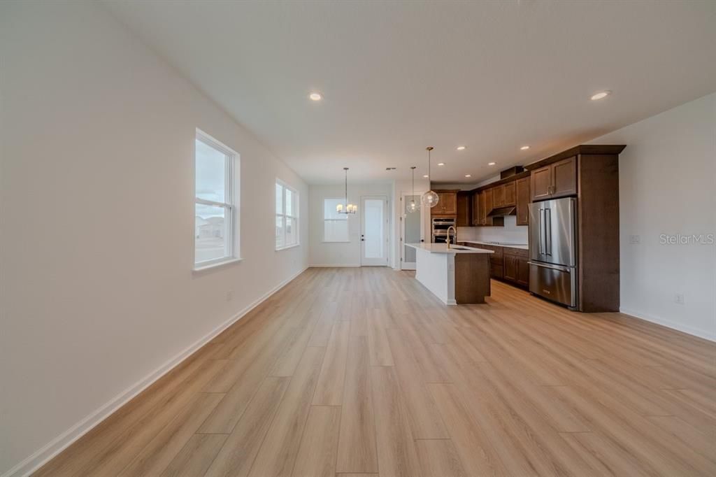 出租: $2,850 (4 贝兹, 3 浴室, 2031 平方英尺)