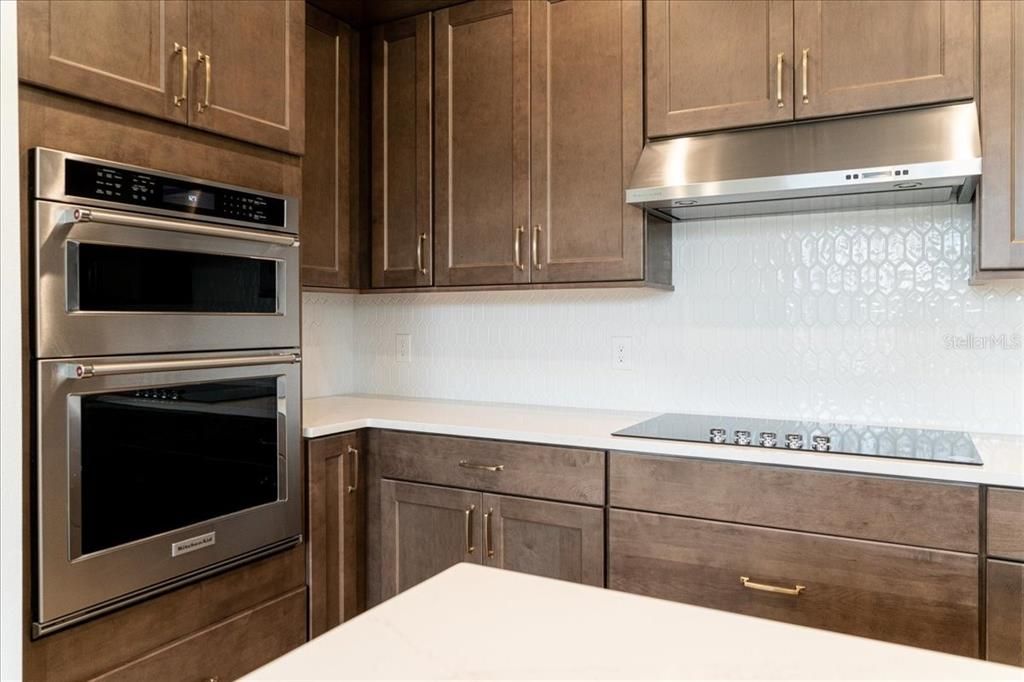 出租: $2,850 (4 贝兹, 3 浴室, 2031 平方英尺)