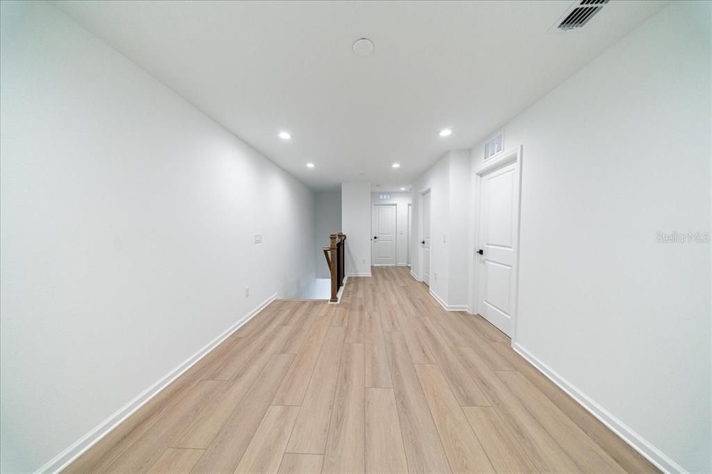 出租: $2,850 (4 贝兹, 3 浴室, 2031 平方英尺)