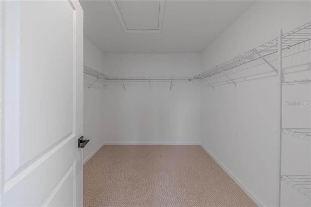 出租: $2,850 (4 贝兹, 3 浴室, 2031 平方英尺)