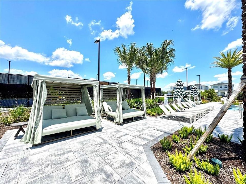 出租: $2,850 (4 贝兹, 3 浴室, 2031 平方英尺)