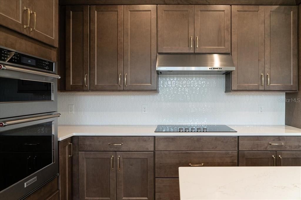 出租: $2,850 (4 贝兹, 3 浴室, 2031 平方英尺)