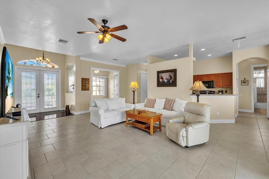 For Sale: $399,000 (3 beds, 2 baths, 1850 Square Feet)