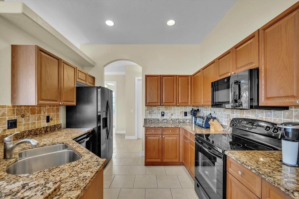 For Sale: $399,000 (3 beds, 2 baths, 1850 Square Feet)