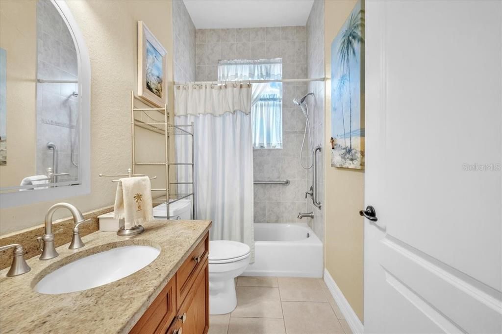 For Sale: $399,000 (3 beds, 2 baths, 1850 Square Feet)