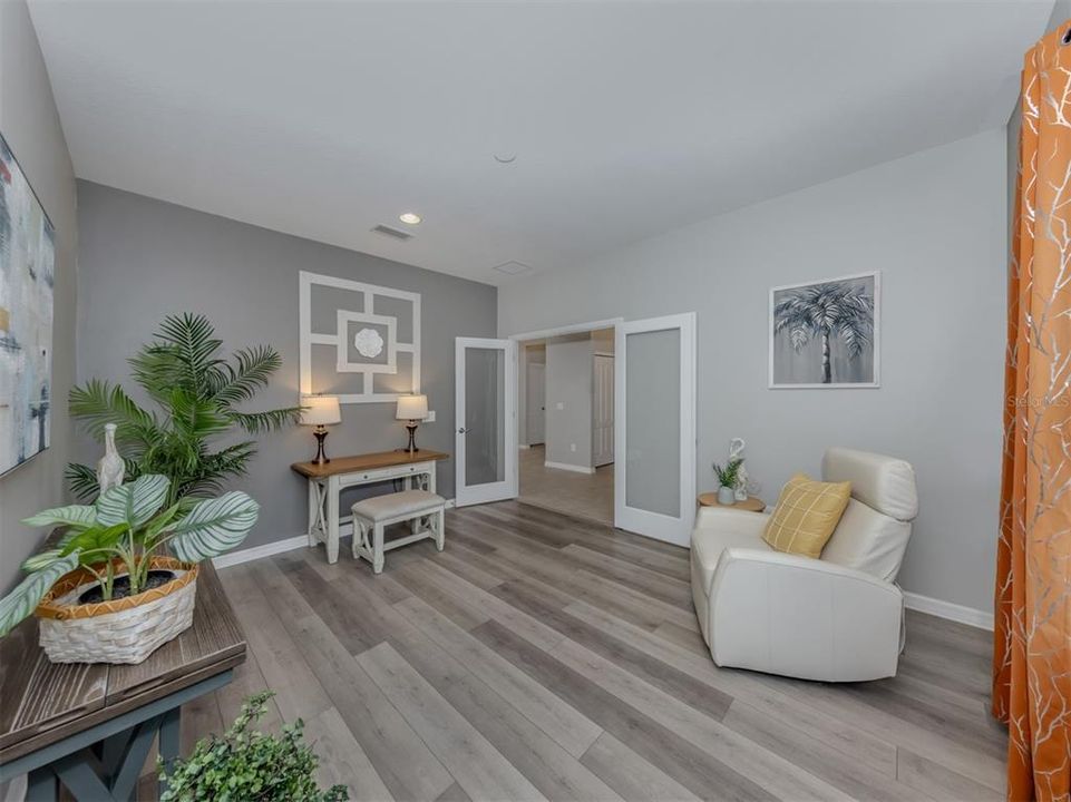 For Sale: $536,880 (3 beds, 2 baths, 2237 Square Feet)