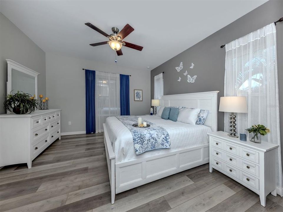 For Sale: $536,880 (3 beds, 2 baths, 2237 Square Feet)