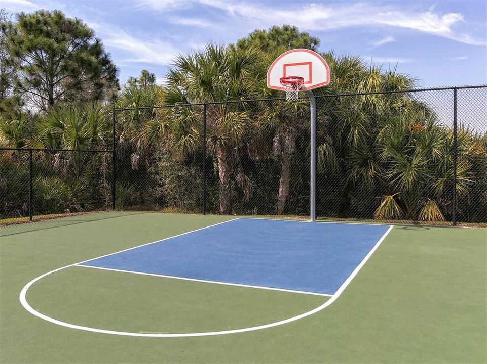 For Sale: $536,880 (3 beds, 2 baths, 2237 Square Feet)