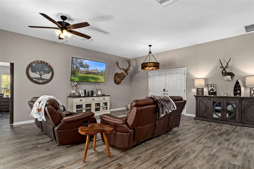 На продажу: $675,000 (3 спален, 3 ванн, 2229 Квадратных фут)