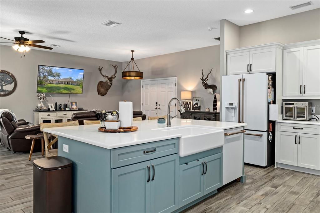 На продажу: $675,000 (3 спален, 3 ванн, 2229 Квадратных фут)