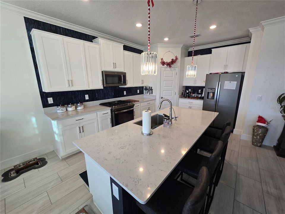 待售: $519,900 (4 贝兹, 2 浴室, 2334 平方英尺)