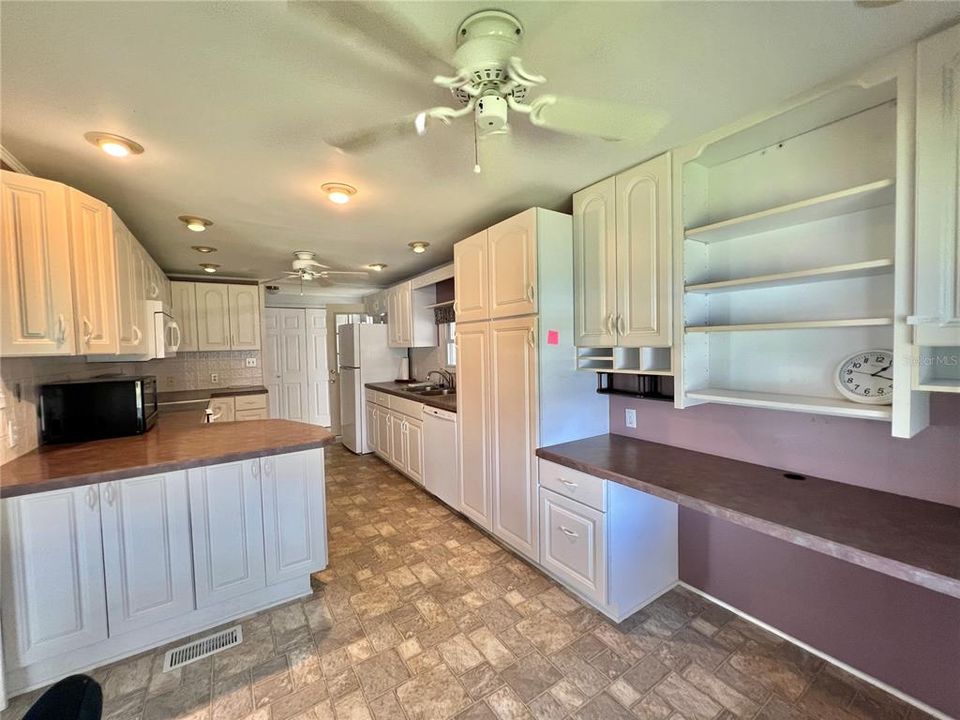 En Venta: $161,500 (2 camas, 2 baños, 1342 Pies cuadrados)