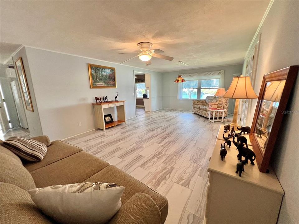 En Venta: $161,500 (2 camas, 2 baños, 1342 Pies cuadrados)