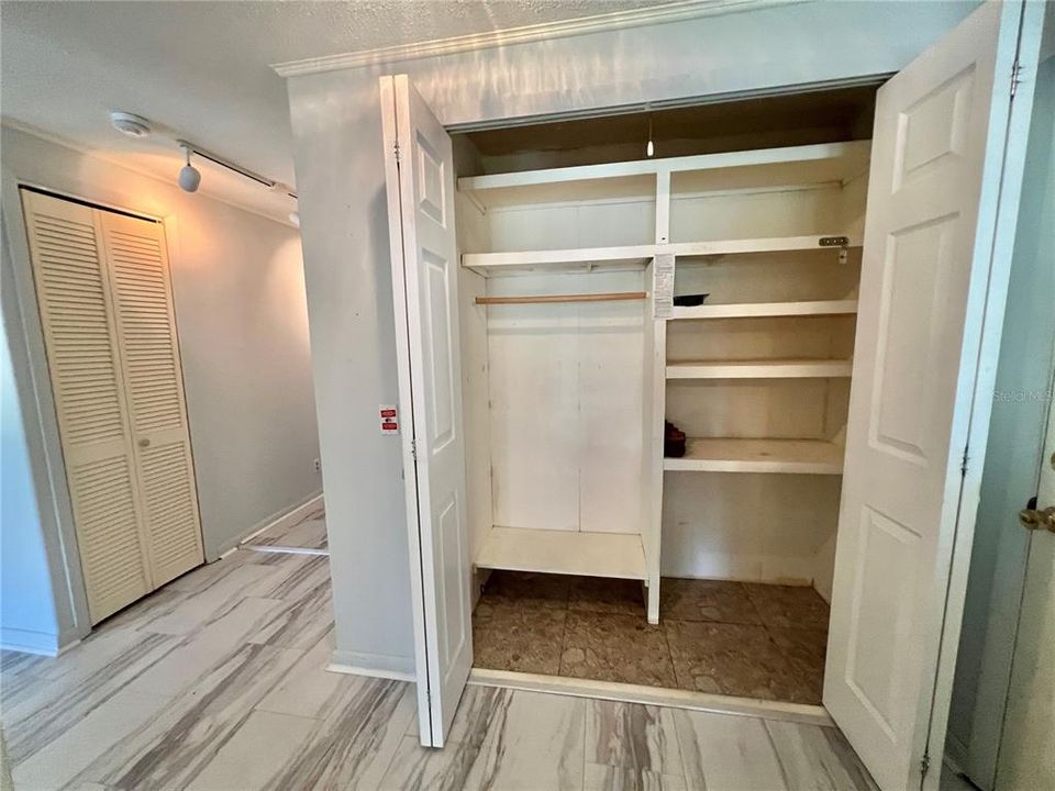 En Venta: $161,500 (2 camas, 2 baños, 1342 Pies cuadrados)