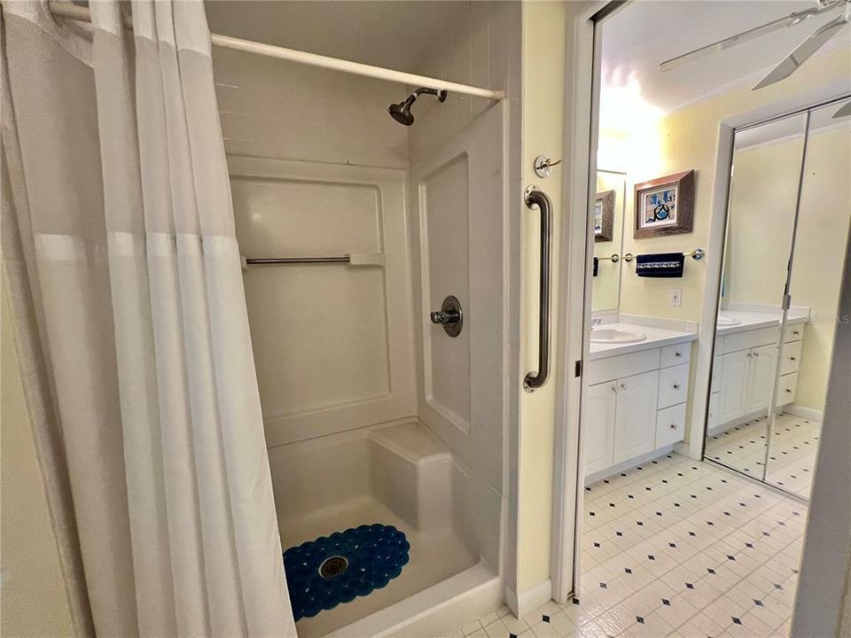 En Venta: $161,500 (2 camas, 2 baños, 1342 Pies cuadrados)