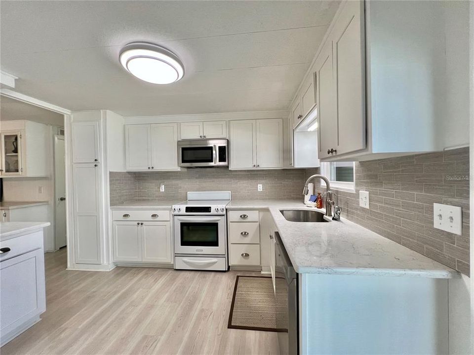 En Venta: $159,500 (2 camas, 2 baños, 1332 Pies cuadrados)