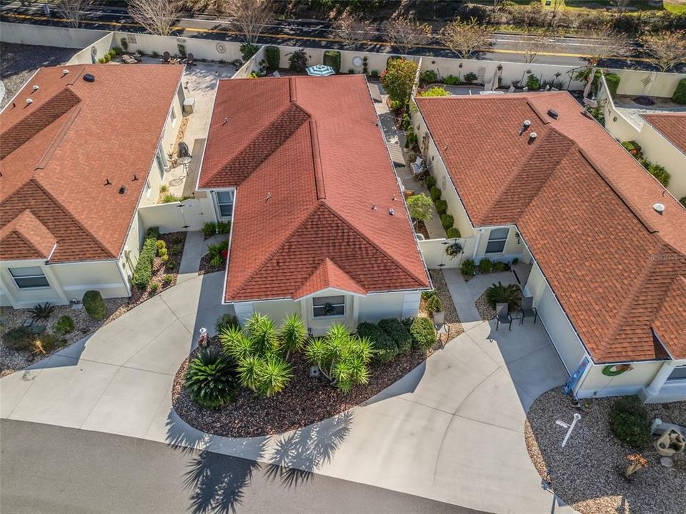 For Sale: $329,900 (2 beds, 2 baths, 1146 Square Feet)