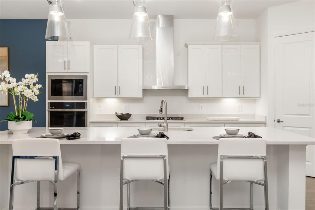 For Rent: $7,500 (3 beds, 3 baths, 2445 Square Feet)