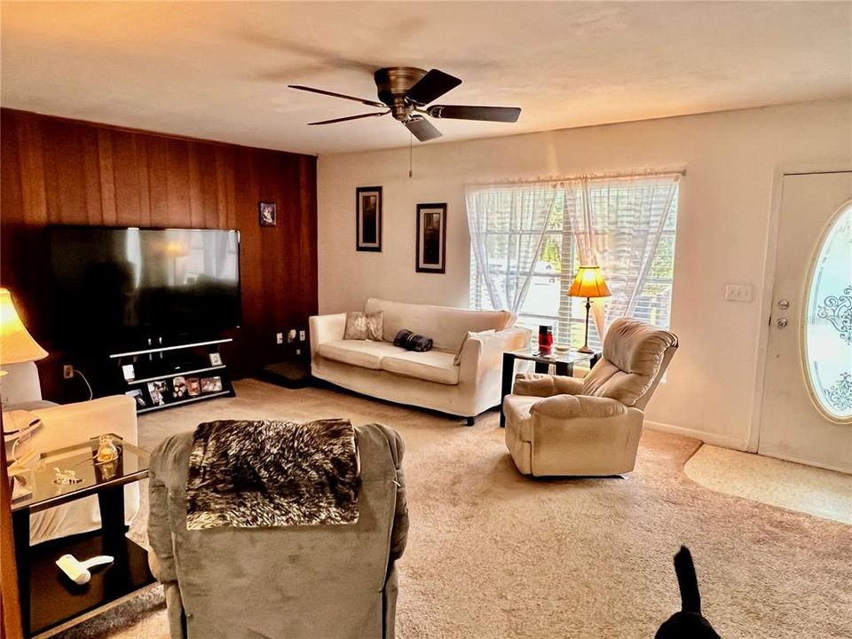 На продажу: $195,000 (3 спален, 1 ванн, 948 Квадратных фут)