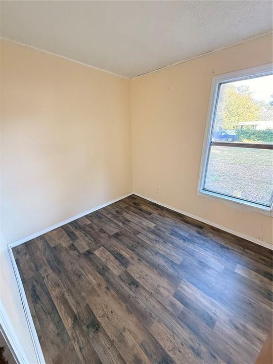 For Sale: $120,000 (3 beds, 1 baths, 1152 Square Feet)